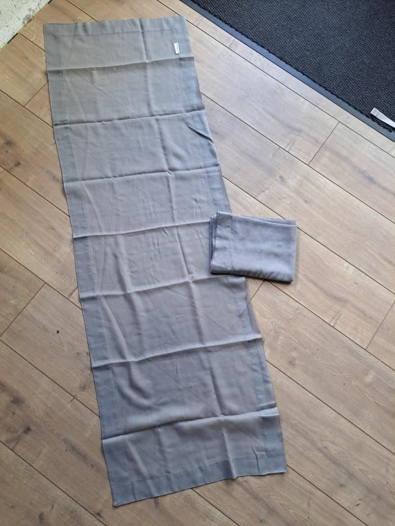 Tafel legers 2 stuks voor 2 euro, Ophalen, Vierkant