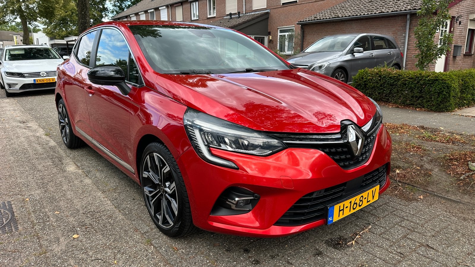 Renault Clio 1.0 TCe 100pk INTENS 2020, Voorwielaandrijving, Zwart, 580 kg, 100 pk