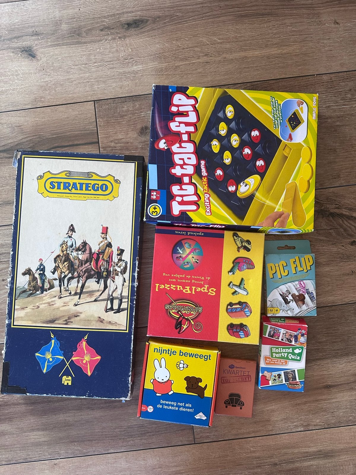 Diverse bordspellen en kaartspellen - Stratego, Tic-Tac-Flip, Een of twee spelers, Ophalen of Verzenden, Gebruikt
