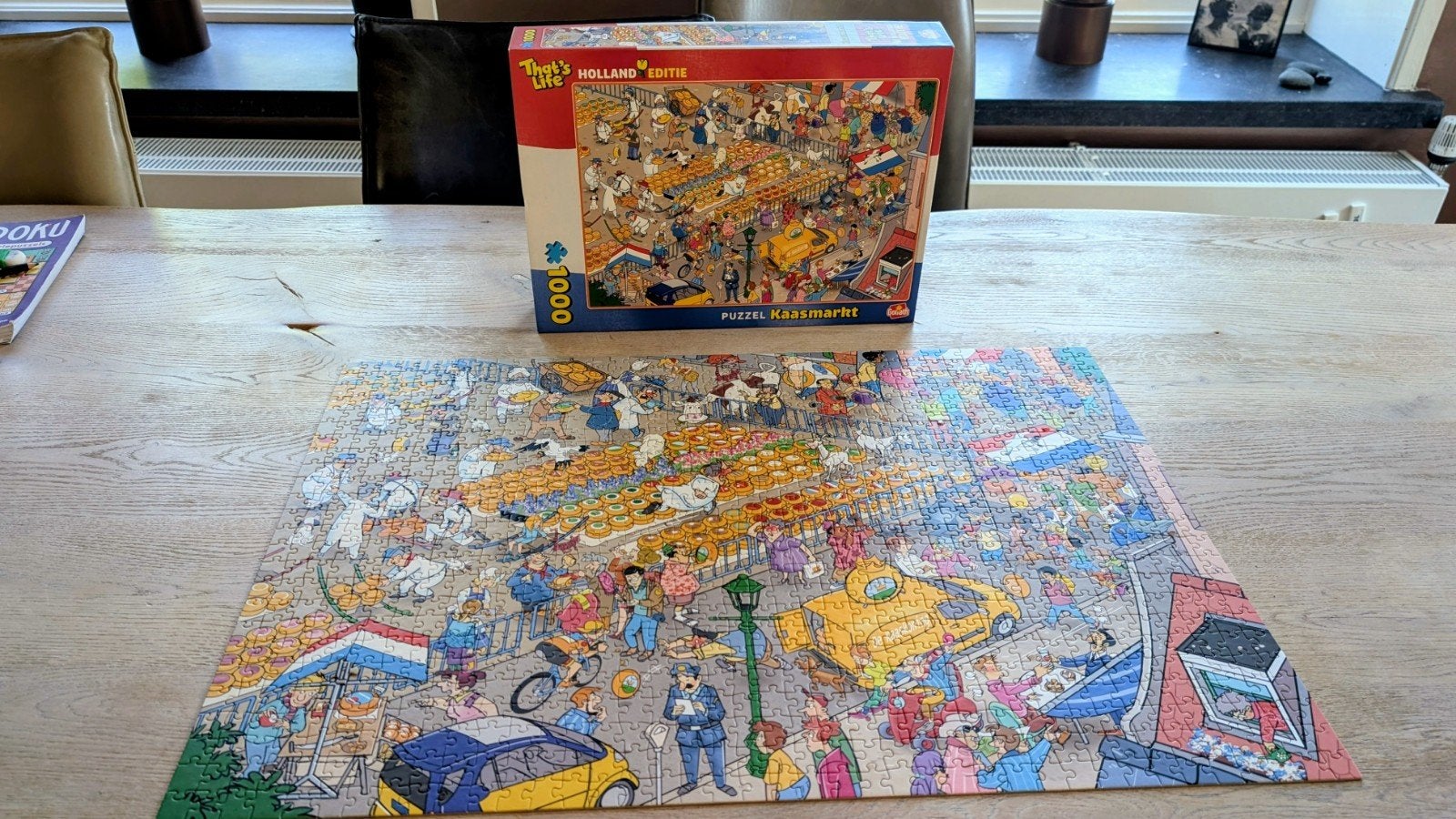 2 complete puzzels: Kaasmarkt Alkmaar & 2-in-1 Haven/Donuts, Ophalen of Verzenden, 500 t/m 1500 stukjes, Zo goed als nieuw, Legpuzzel