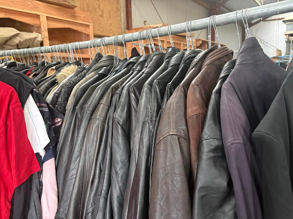 Grote partij leren jassen - ca. 500 stuks, Bakkerjp@live.com, Vintexeorld, Overige kleuren, Overige maten