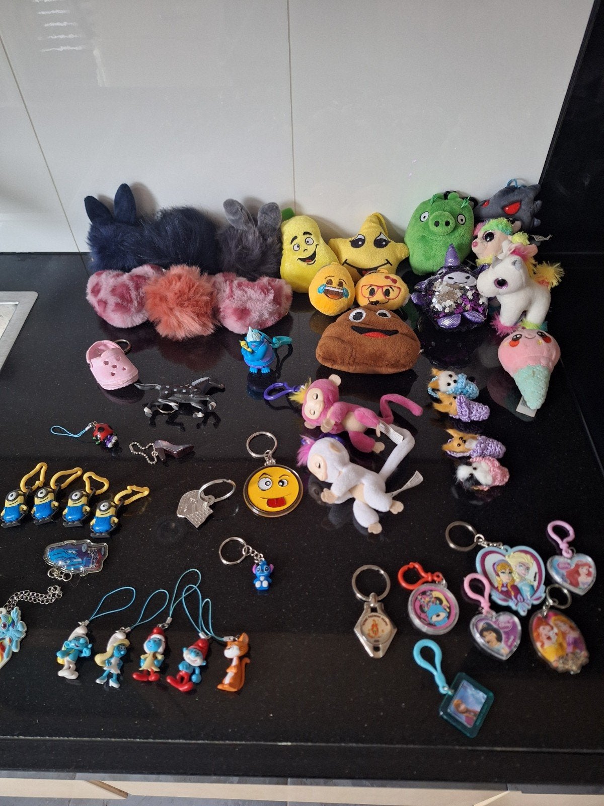 Diverse Sleutelhangers: Van Minions tot Emoji's, Ophalen, Gebruikt, Knuffel of Figuurtje