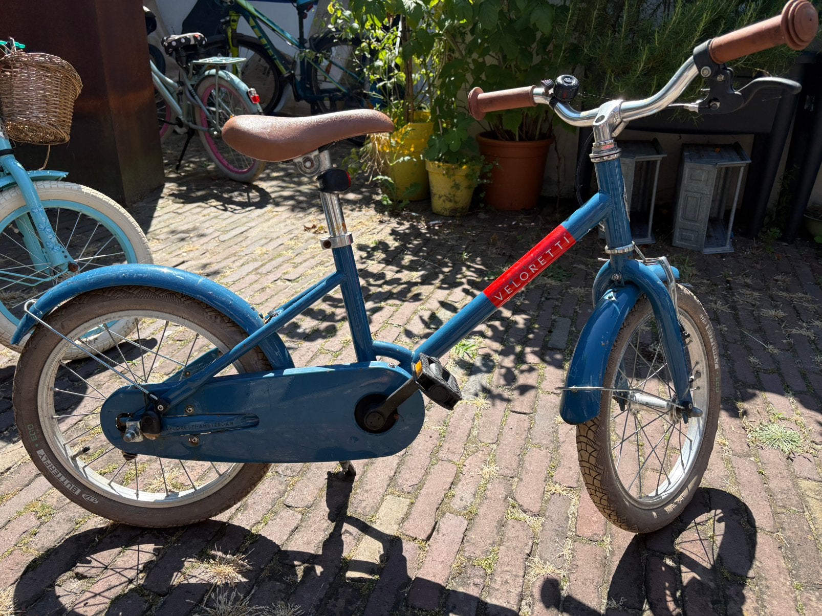 Veloretti maxi kleur blauw 16 inch, Fietsen en Brommers, Fietsen | Kinderfietsjes, Ophalen, Terugtraprem, Zijwieltjes, 16 tot 20 inch