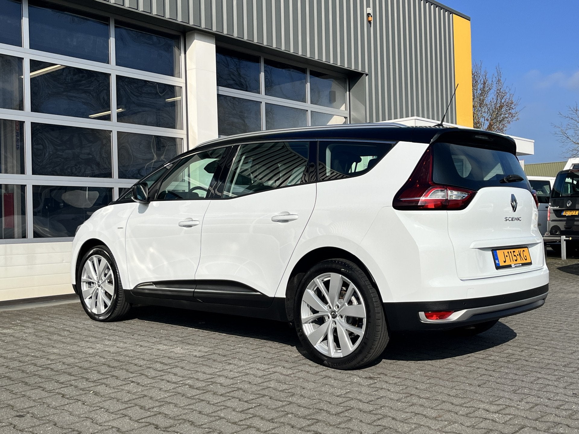 Renault Grand Scénic 1.3 TCe Limited Airco Cruise control P, Voorwielaandrijving, 4 cilinders, 116 pk, Wit
