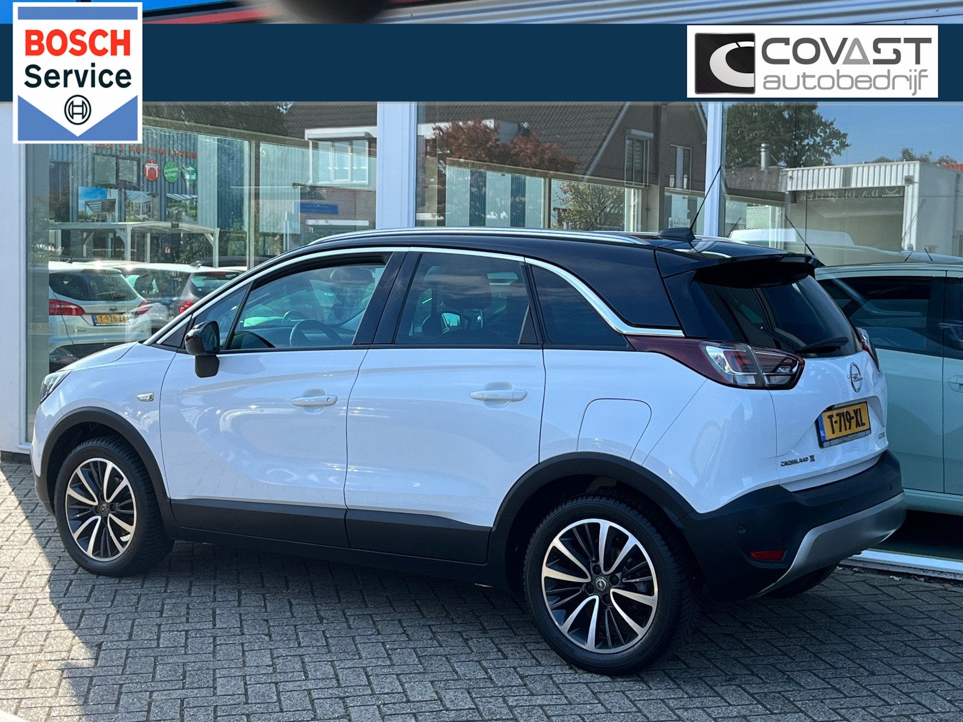 Opel CROSSLAND X 1.2 Turbo Innovation 97d.km!| Panoramadak|L, Auto's, Opel, 840 kg, Gebruikt, 1199 cc, Leder en Stof