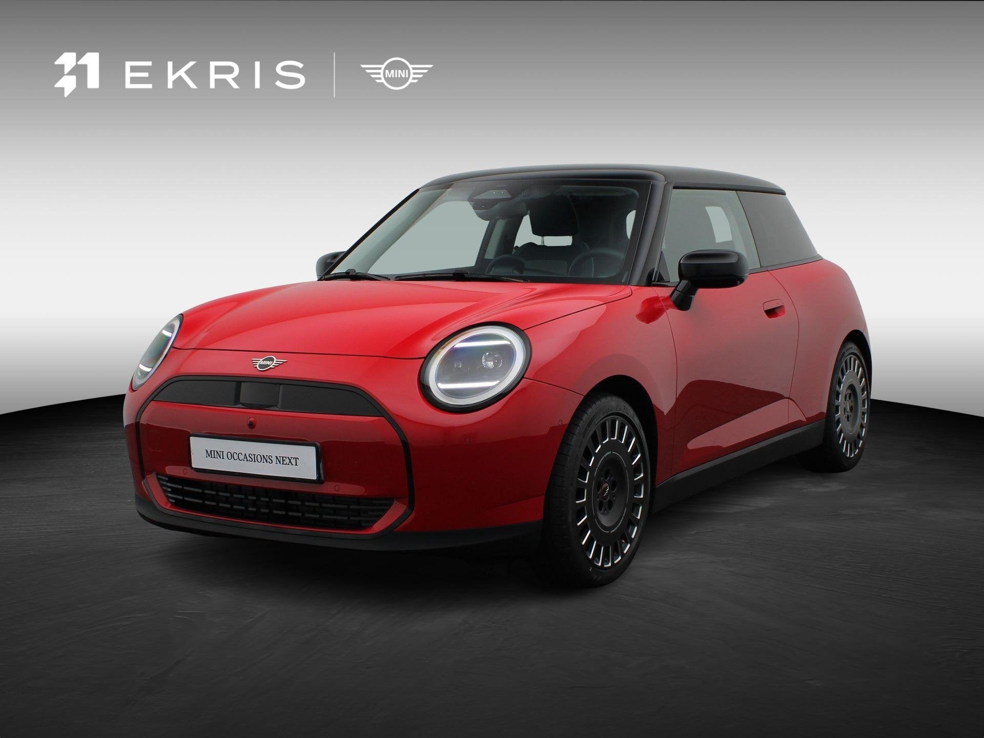 MINI 3-Deurs Cooper E Pakket L + Glazen panoramadak + Parkin, Auto's, Stof, Gebruikt, 41 kWh, Met garantie (alle)