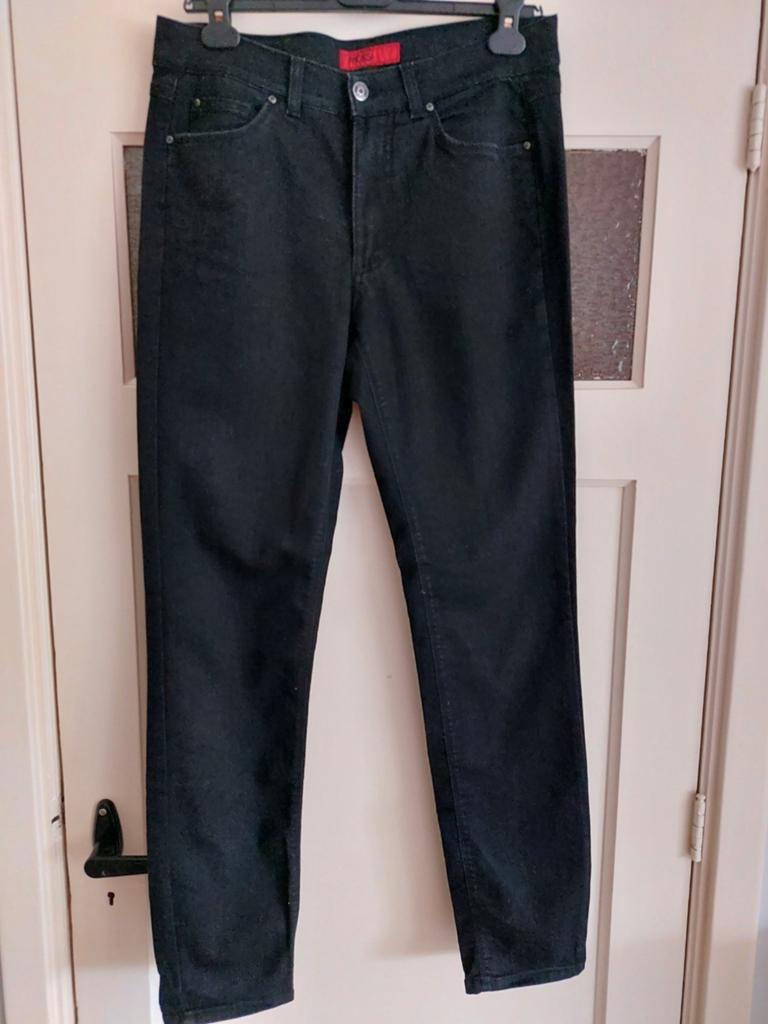 Super comfortabele zwarte skinny van Angels maat 42, Kleding | Dames, Zwart, Ophalen of Verzenden, Angels, W33 - W36 (confectie 42/44)