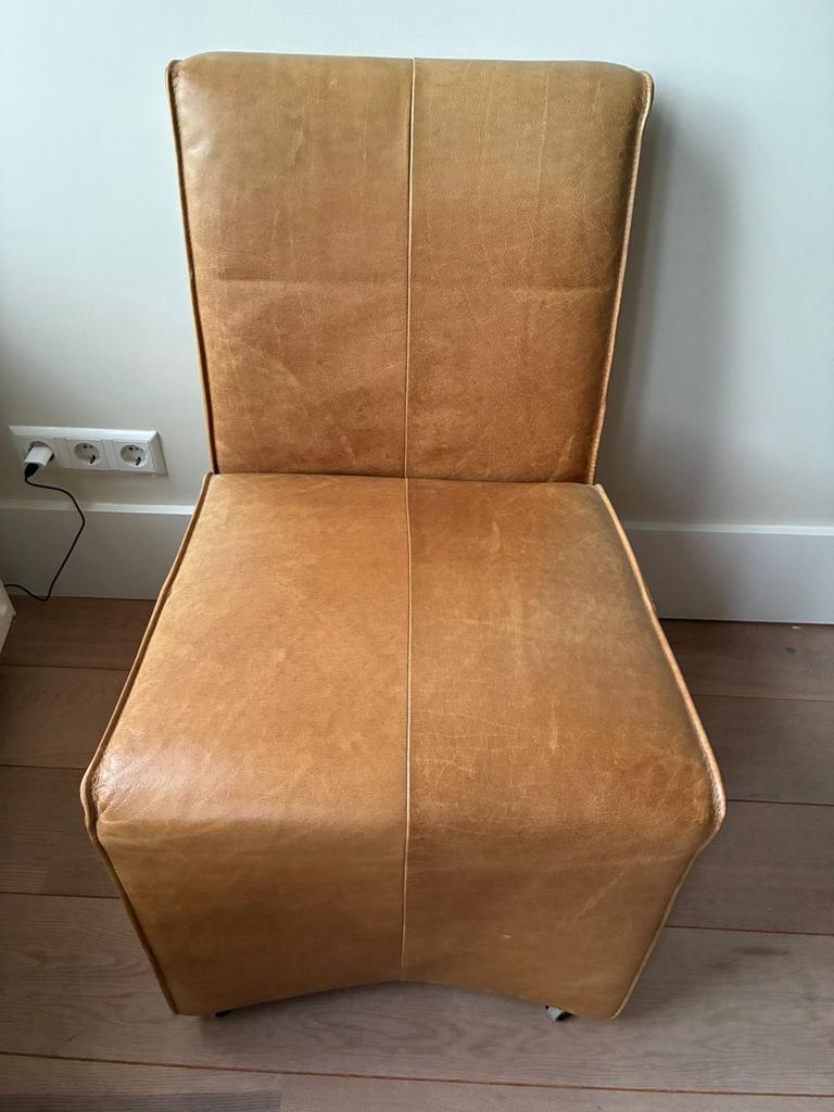 Eetkamerstoelen 6 met wieltjes van jess collection EUR50, Ophalen, Gebruikt, Bruin, Leer