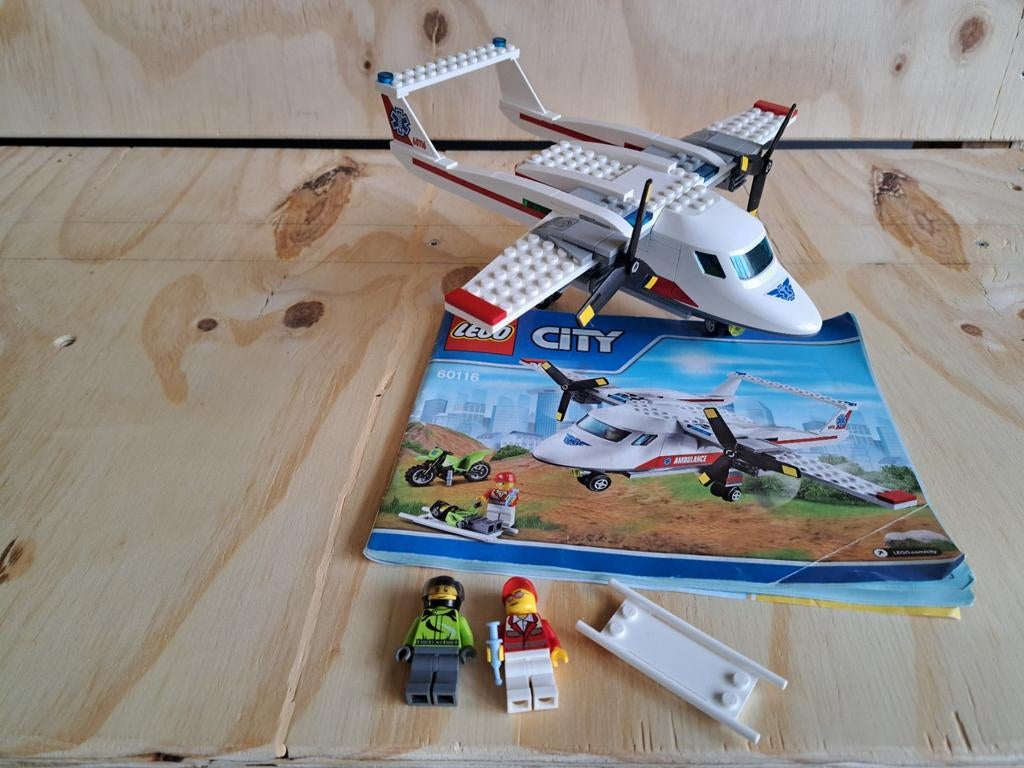 Lego vliegtuig, ambulance vliegtuig 60116, Ophalen of Verzenden, Gebruikt