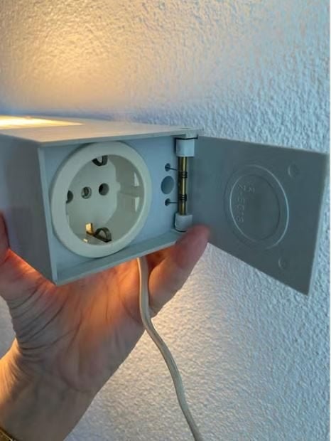 Wandlamp met stopcontact, Ophalen of Verzenden, Gebruikt, Overige fittingen, Overige typen