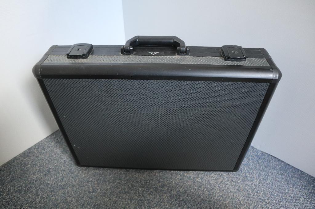 metalen laptop koffer, Ophalen, Gebruikt, 50 tot 60 cm, Metaal