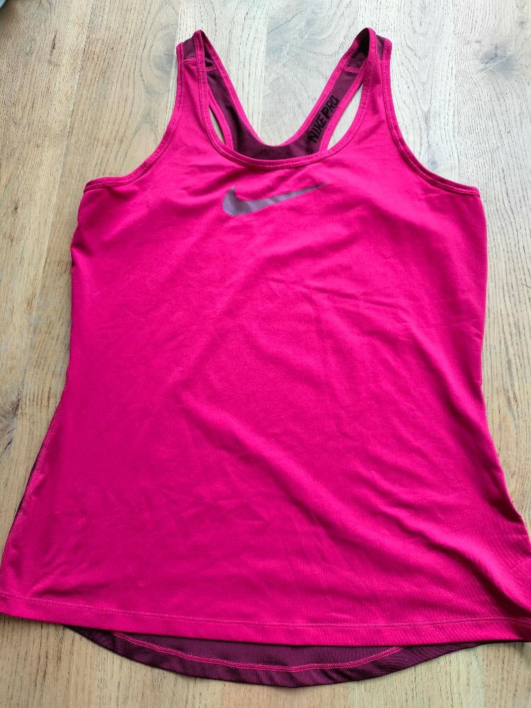 Sport top van Nike maat L, Maat 42/44 (L), Nike, Ophalen of Verzenden, Zo goed als nieuw