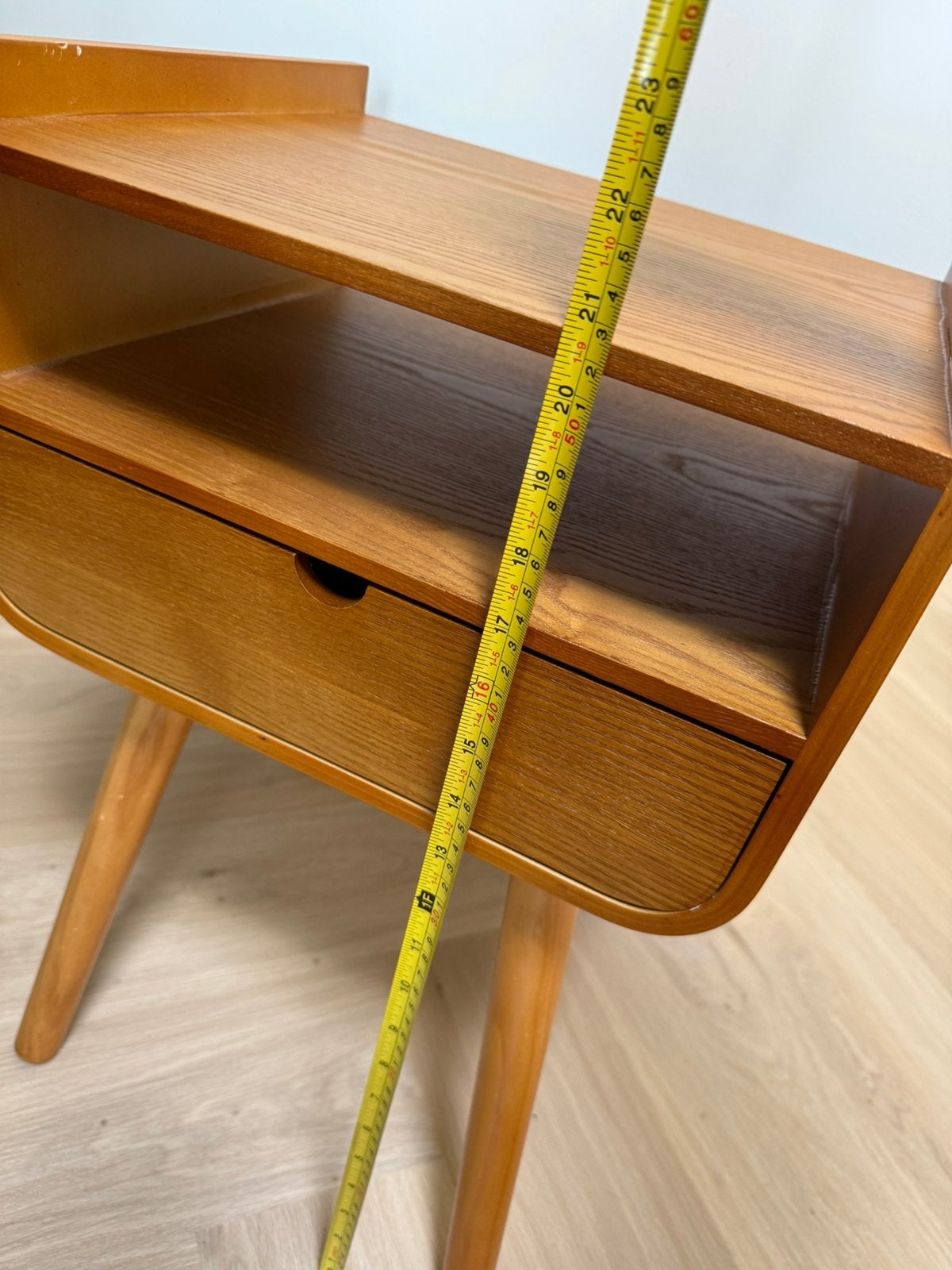 Foto 4 van WOOOD Nils Nightstand / Side Table