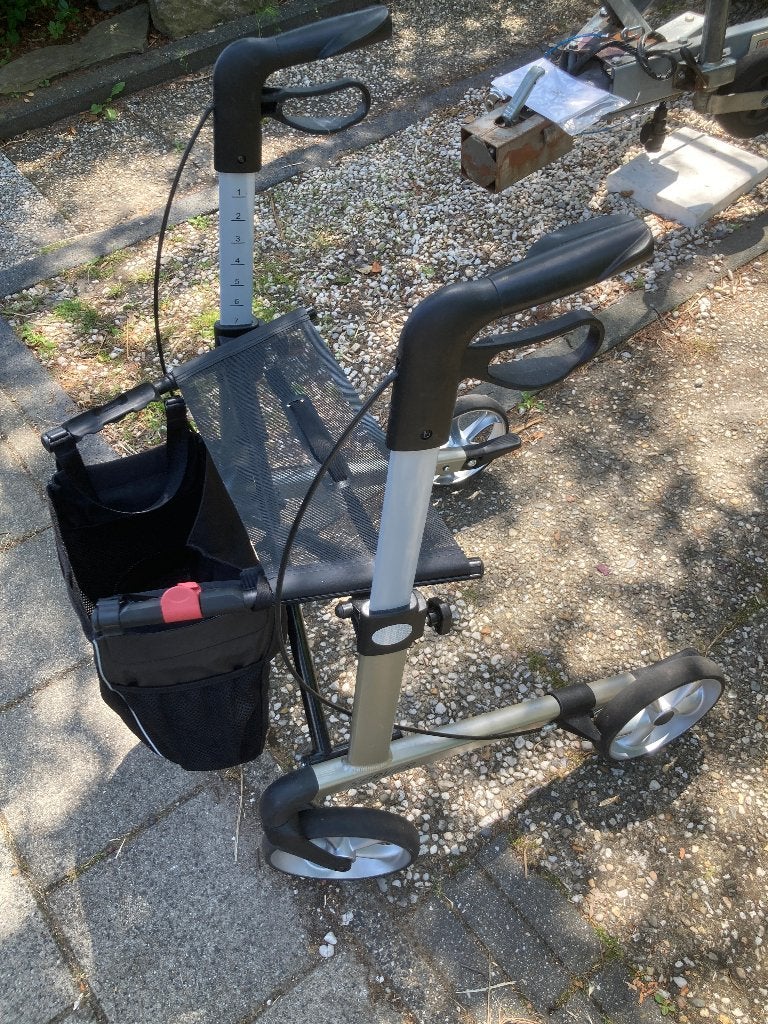 T.K. SERVER lichtgewicht rollator, Diversen, Rollators, Ophalen, Lichtgewicht, Gebruikt
