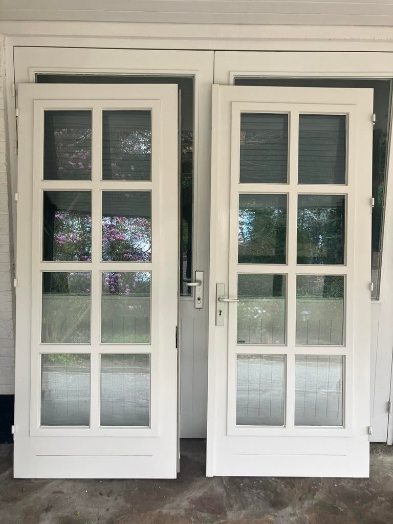 Prachtige hardhouten dubbele tuindeuren, Deurkozijn, Zo goed als nieuw, Inclusief glas, 225 cm of meer