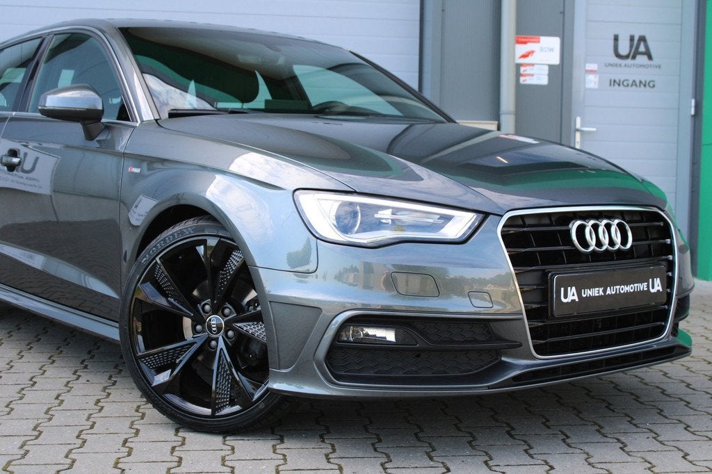 Audi A3 Sportback 1.4 TFSI CoD ADRENALIN SPORT | S-LINE | DA, Auto's, Audi, Gebruikt, 4 cilinders, 150 pk, 1210 kg