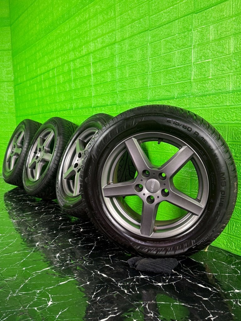Mazda CX-3 Honda CR-V velgen 16" 5x114.3 winterset 7mm!