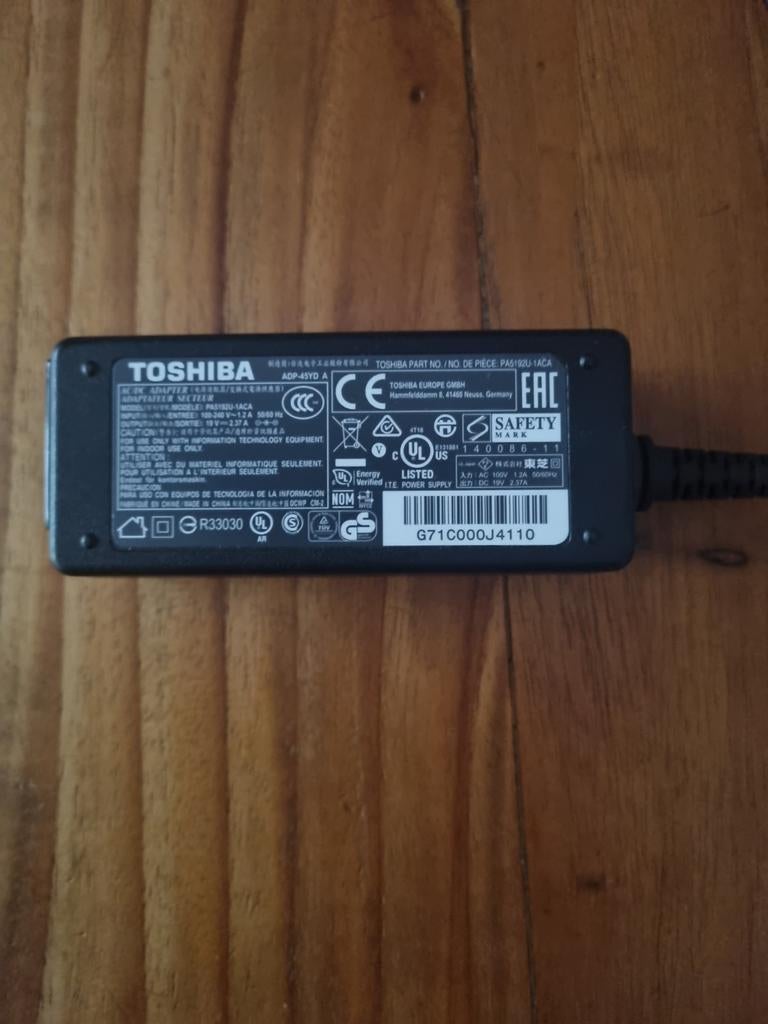 Oplader voor Toshiba Chromebook - Origineel en compleet, Computers en Software, Laptop-opladers, Ophalen of Verzenden