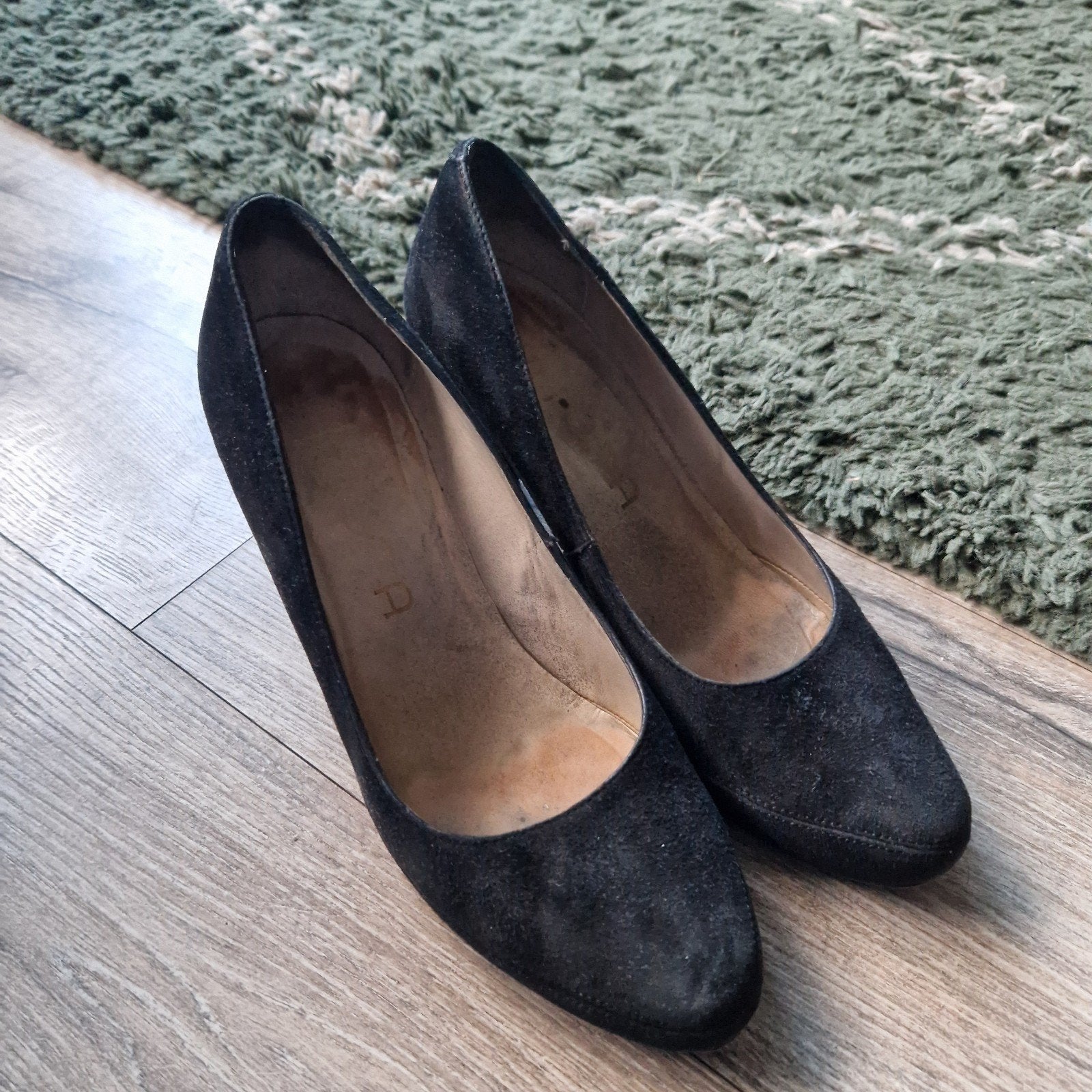TE KOOP MOOIE DAMES PUMPS UNISA MAAT 39, Kleding | Dames, Ophalen of Verzenden, Zo goed als nieuw