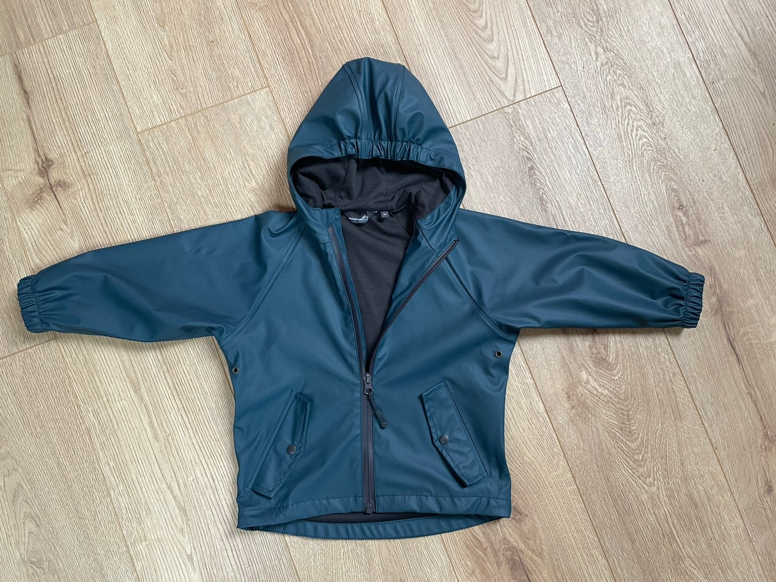 Regenjas maat 92, Kinderen en Baby's, Kinderkleding | Maat 92, Ophalen of Verzenden, Zo goed als nieuw, Jongen of Meisje, Jas