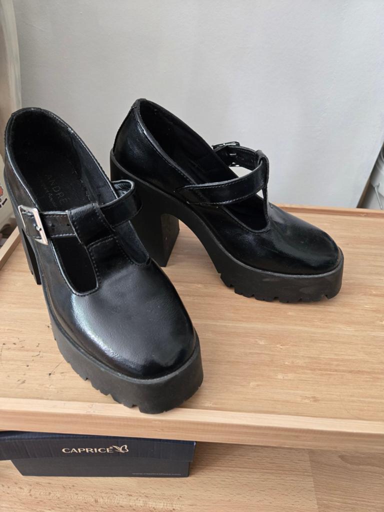 André Mary Jane damesschoenen maat 38- Zo goed als nieuw, Zwart, André, Ophalen of Verzenden, Zo goed als nieuw