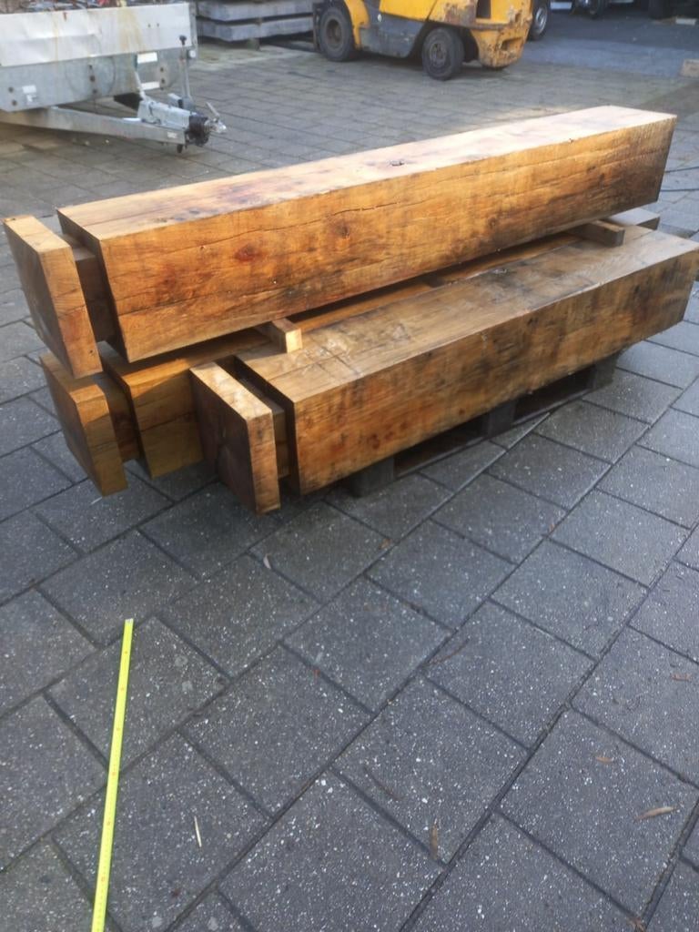 Eikenhouten palen 30x30cm - 2x 190cm, 2x 230cm, Tuin en Terras, Palen, Balken en Planken, Ophalen