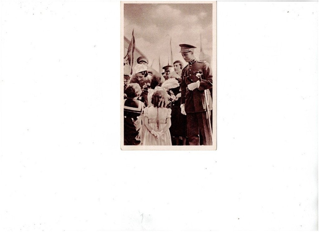 Koningin Astrid met kinderen - Originele ansichtkaart, Verzamelen, Ophalen of Verzenden, 1920 tot 1940, Gelopen, Noord-Brabant