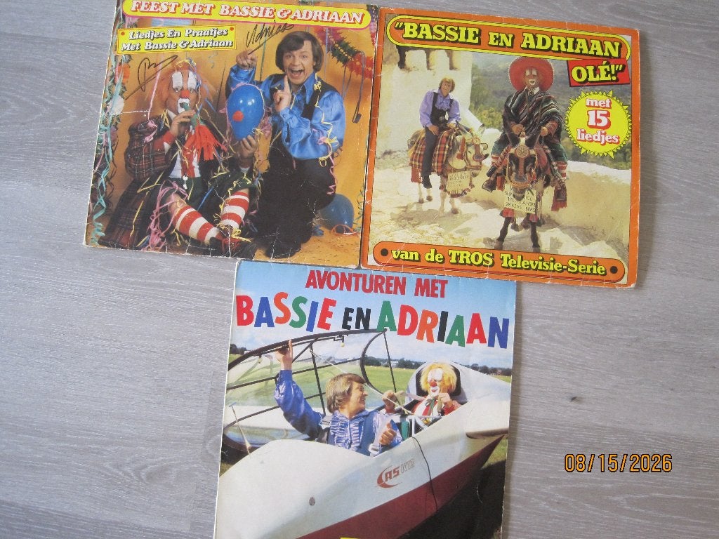 Bassie & Adriaan  -  Met handtekeningen, LP, Fotohoes, Ophalen of Verzenden, Zo goed als nieuw