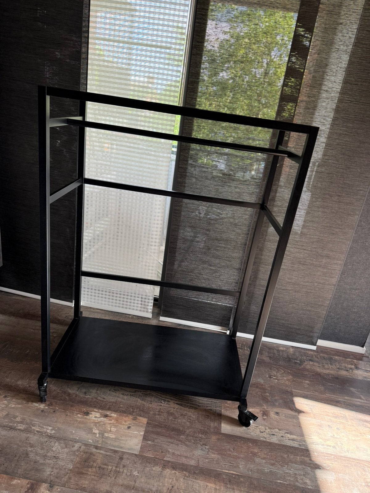 Zwart IKEA rek/kledingrek op wielen, zo goed als nieuw, Ophalen of Verzenden, Met wielen, Zo goed als nieuw