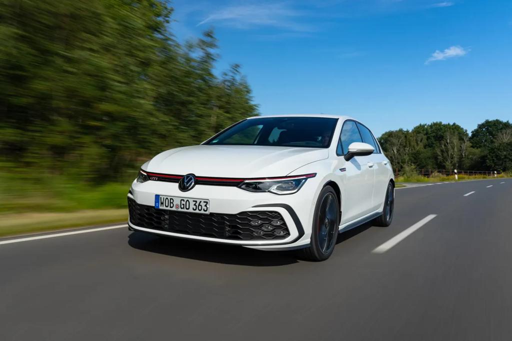 Gezocht! Golf 8 GTI Motorkap en voorbumper LC9A, Ophalen, Nieuw, Motorkap