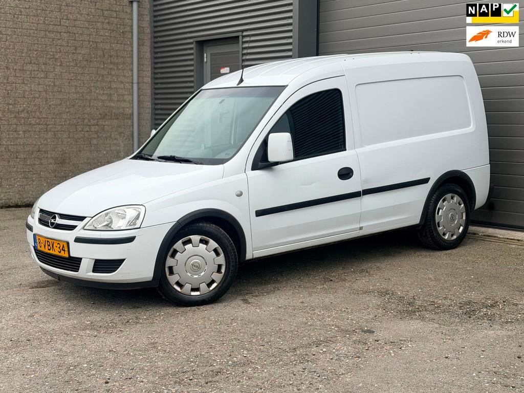 Opel Combo 1.3 CDTi Comfort, Auto's, Gebruikt, 4 cilinders, 1210 kg, Origineel Nederlands