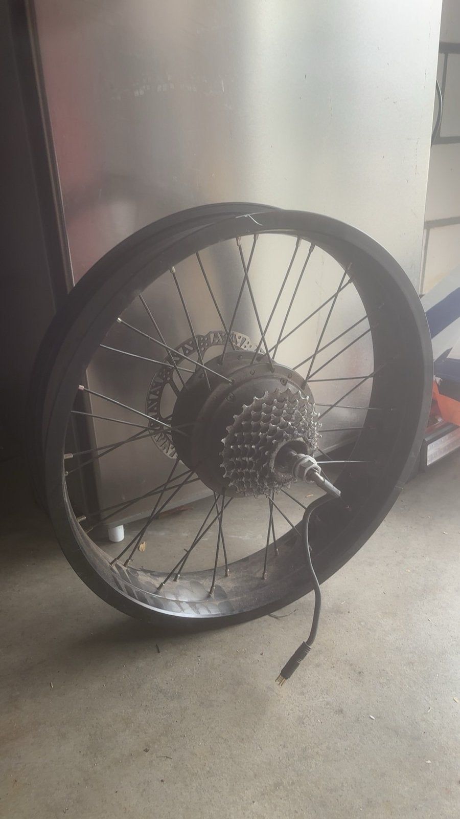 Elektrisch fietswiel met motor en cassette, Fietsen en Brommers, Gebruikt, Staal, Ophalen, Elektrische fiets