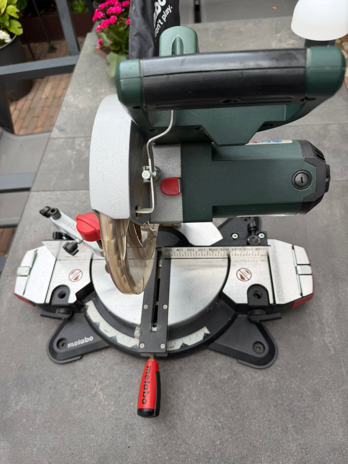 Metabo KS 216 M Lasercut zaag machine, Doe-het-zelf en Verbouw, Gereedschap | Zaagmachines, Ophalen, Zo goed als nieuw, Afkortzaag