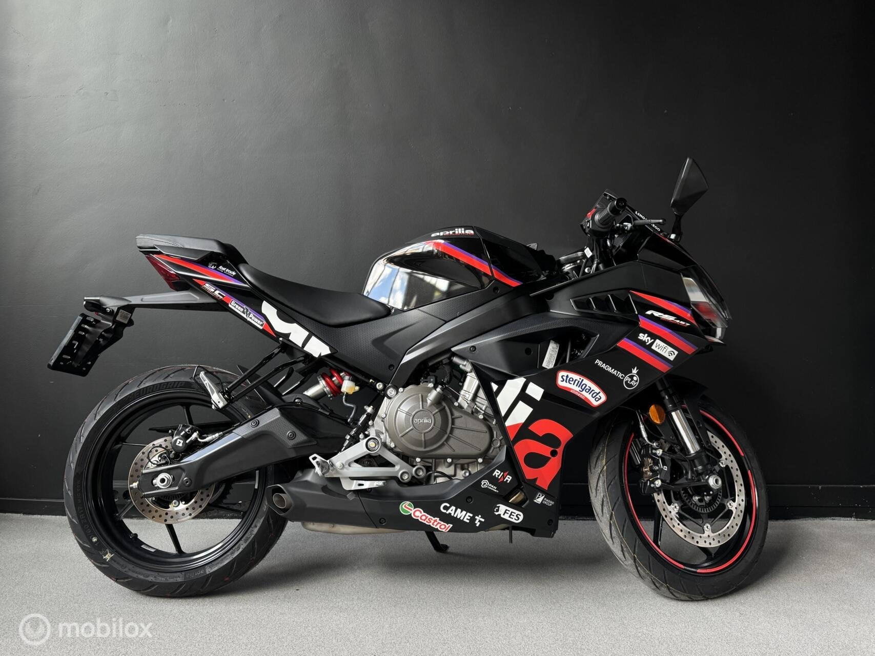 Aprilia RS457 GP Replica black uit voorraad leverbaar, Via Michelangelo 1 Noale, Aprilia, Bedrijf, Super Sport