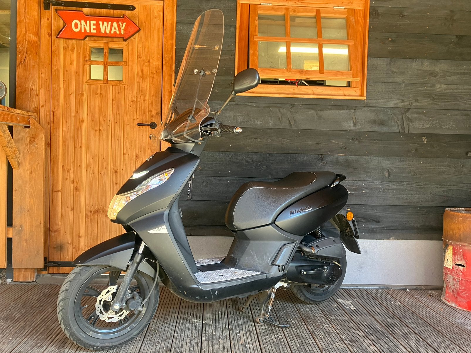 peugeot kisbee rs/25 km /bjr 2021/9693km, Ophalen, Gebruikt, Benzine, Peugeot