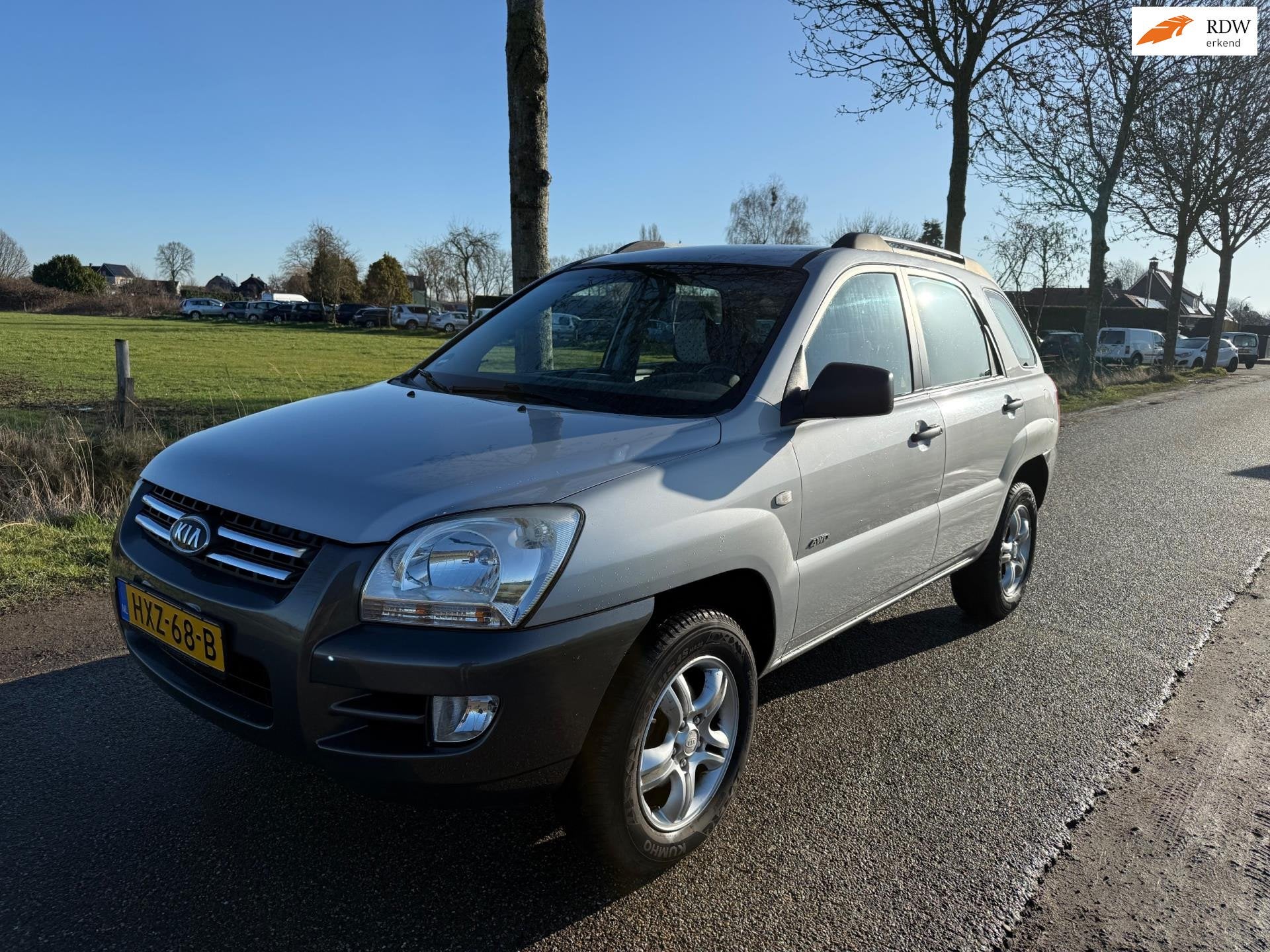 Kia SPORTAGE 2.0 CVVT X-treme 4WD 4x4 Uniek ! Export, Auto's, Kia, Stof, Gebruikt, 4 cilinders, Bedrijf