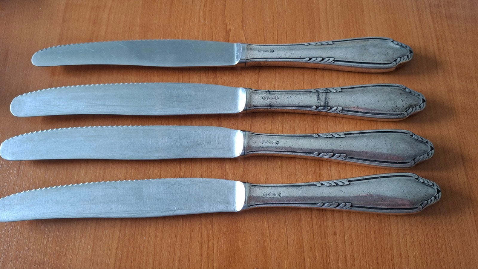 Set van 4 Gero 90 verzilverde tafelmessen, Ophalen of Verzenden