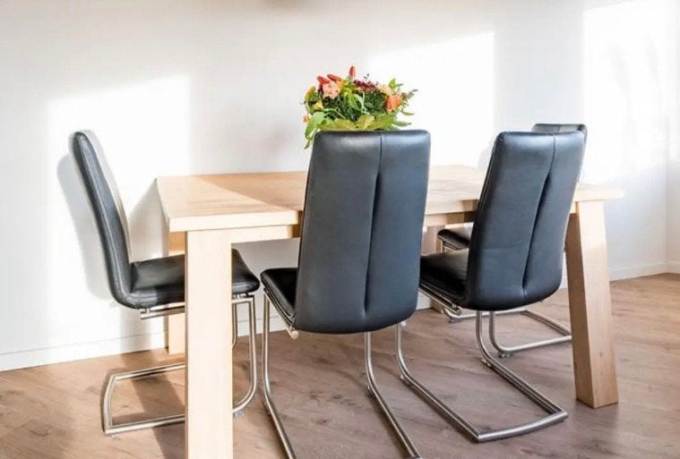 Tafel 160x100 met 4 leren stoelen, Huis en Inrichting, Tafels | Eettafels, Ophalen, Zo goed als nieuw