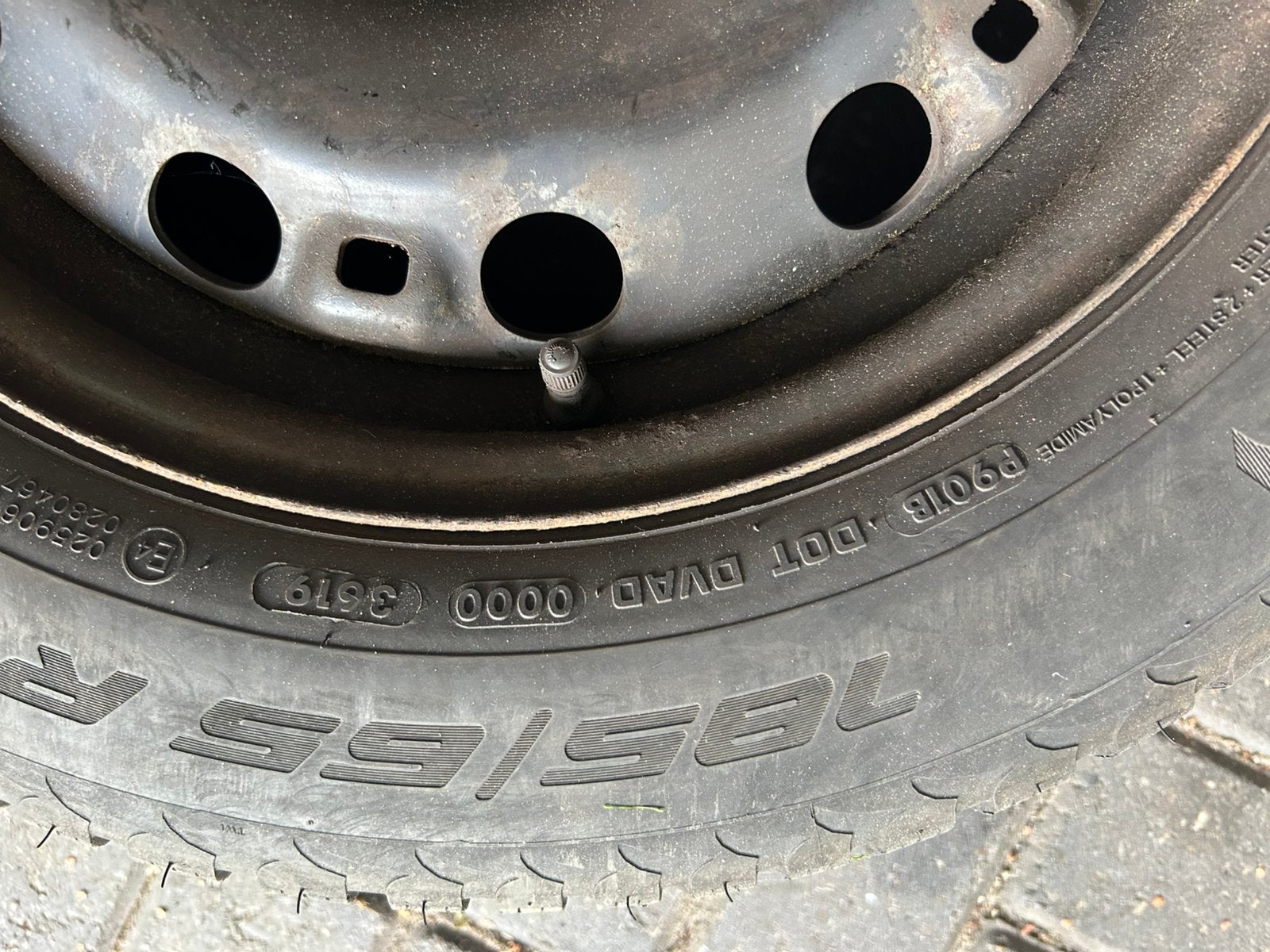 Apollo 185/65 R15 Winterbanden op stalen velg (3619), Ophalen, Gebruikt
