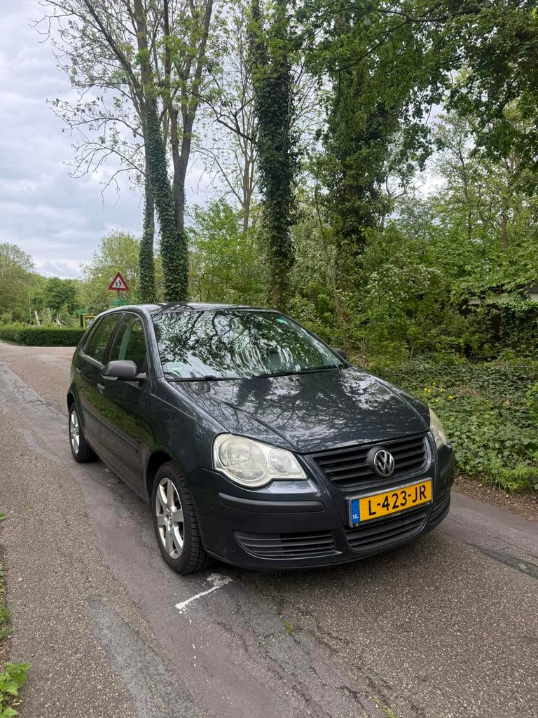Volkswagen Polo 1.2 47KW 2007 Grijs, Auto's, Voorwielaandrijving, 540 kg, 1198 cc, Handgeschakeld