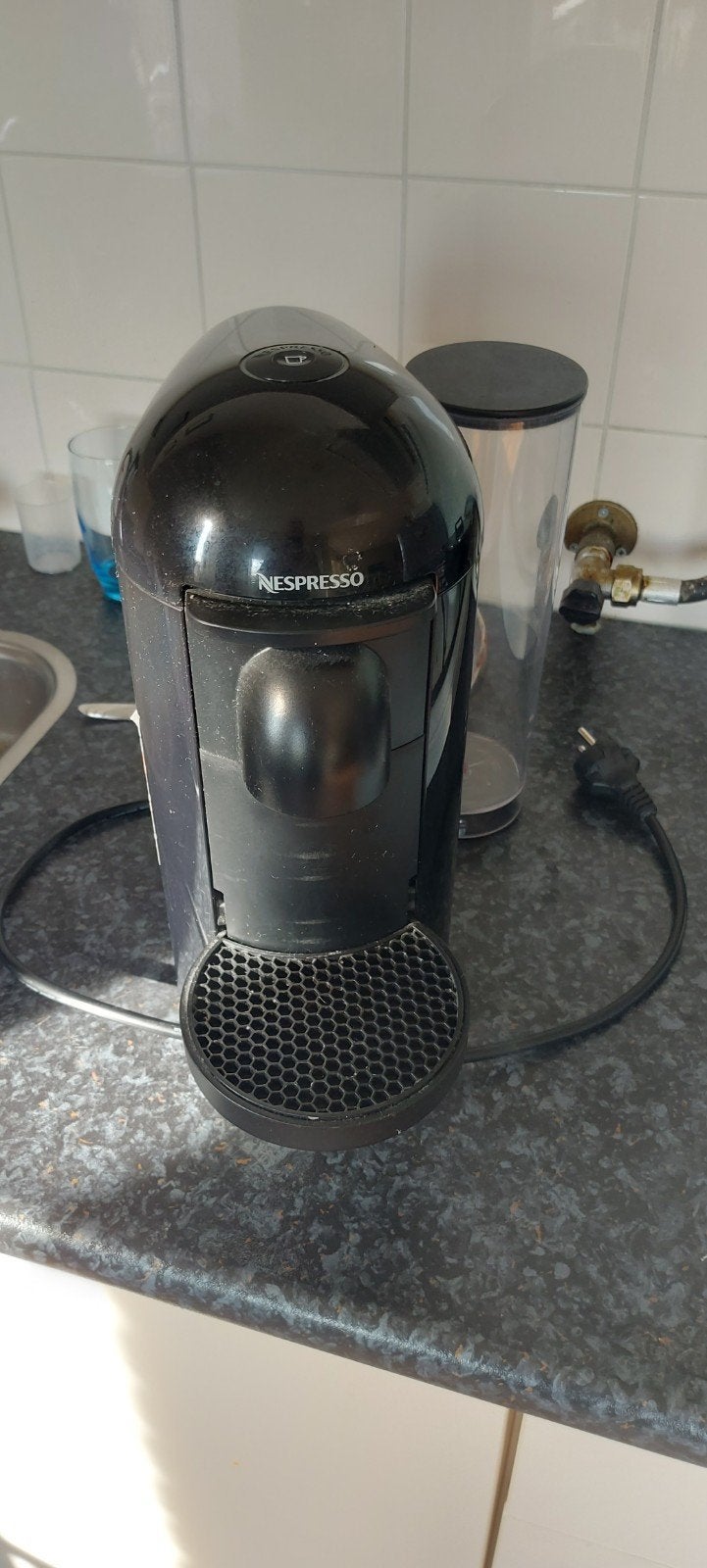 Nespresso koffiezetapparaat - Zwart, compact en functioneel, Witgoed en Apparatuur, Koffiezetapparaten, Ophalen, Gebruikt, Espresso apparaat