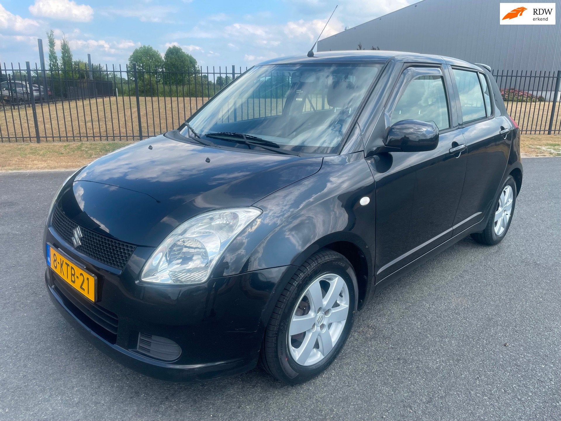 Suzuki Swift 1.3 GLS|Airco|Bluetooth|5 drs|15“ lmv|Apk 6-2, Voorwielaandrijving, 965 kg, 400 kg, Bedrijf