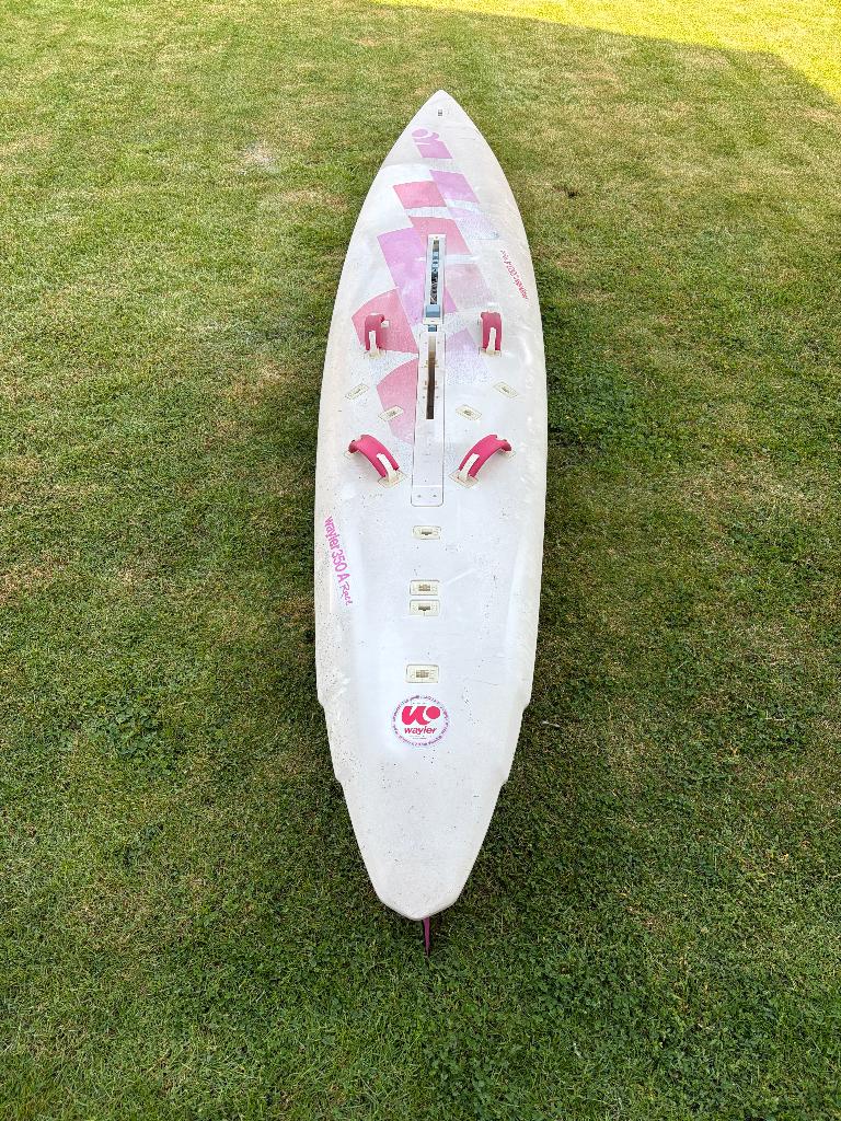 Surfplank Wayler 350 A race, Gebruikt, 5 tot 6.5 m², Met mast, 300 cm of meer