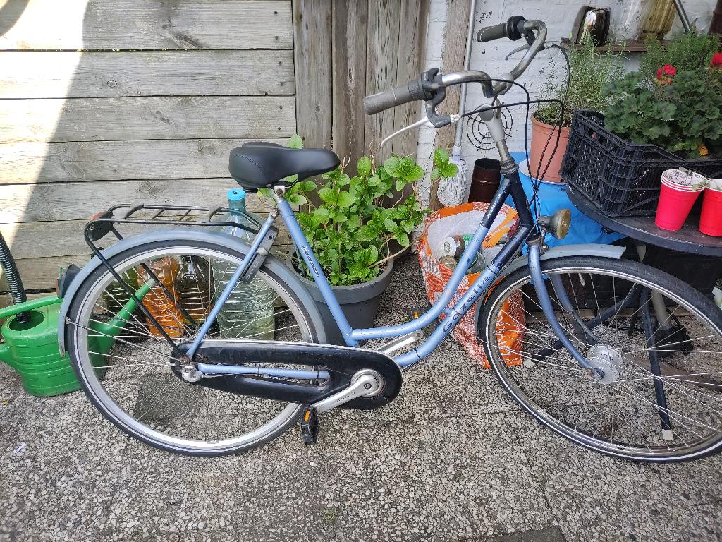 28 inch GAZELLE dames fiets met 3 versnellingen  framehoog53, Fietsen en Brommers, 53 tot 56 cm, Ophalen, Gebruikt, Versnellingen