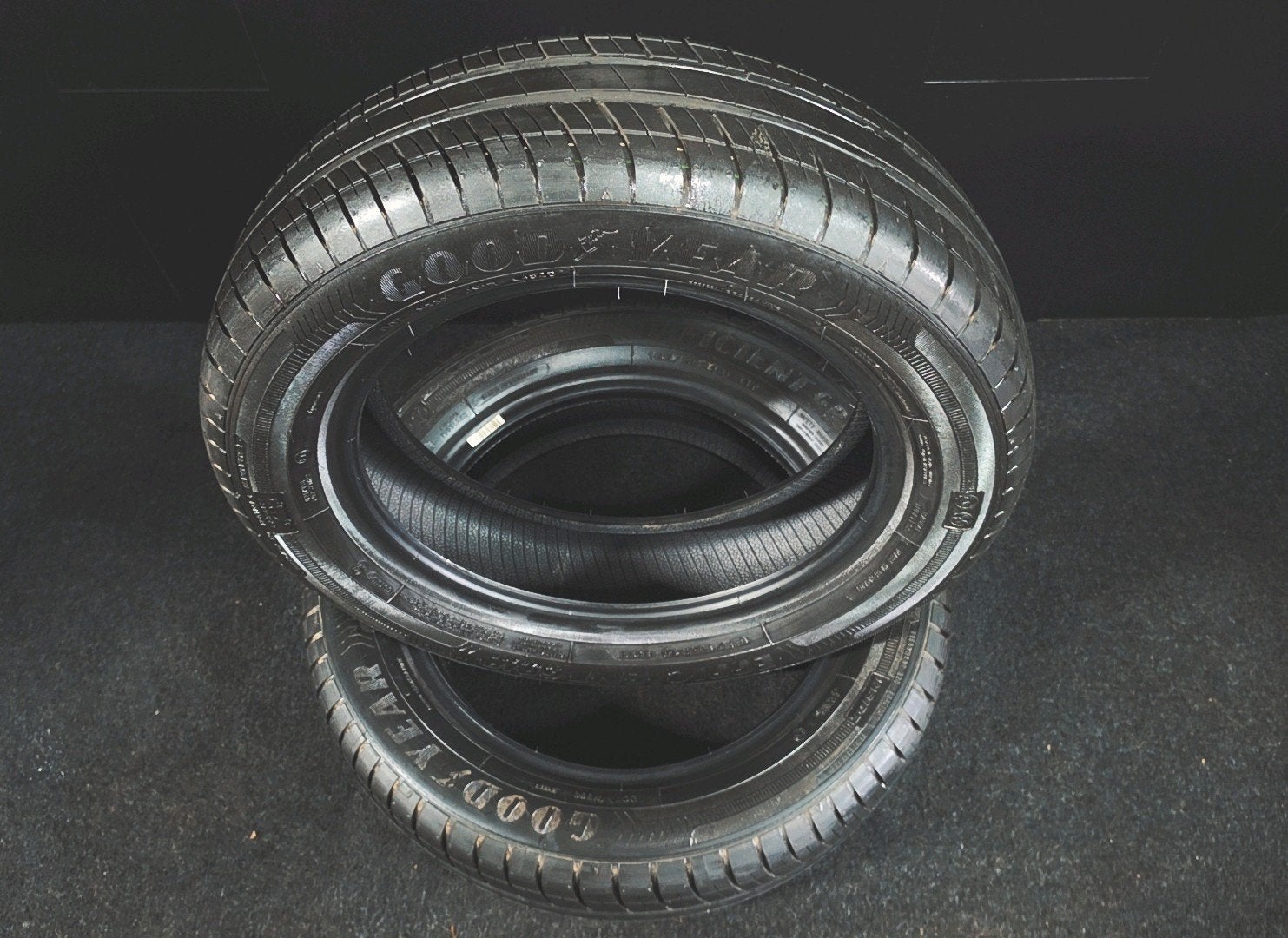 165 65 R15 15 Goodyear efficient grip zomerbanden, 15 inch, Goodyear, Ophalen of Verzenden, Band(en)