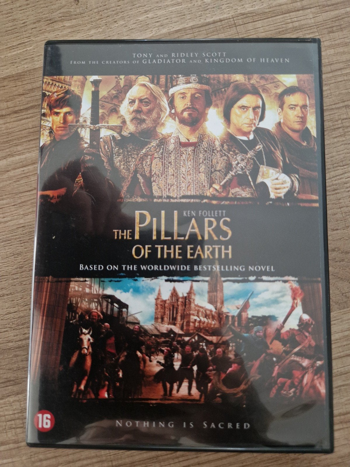 The pillars of the earth , mini serie, Alle leeftijden, Ophalen of Verzenden, Zo goed als nieuw, Komedie