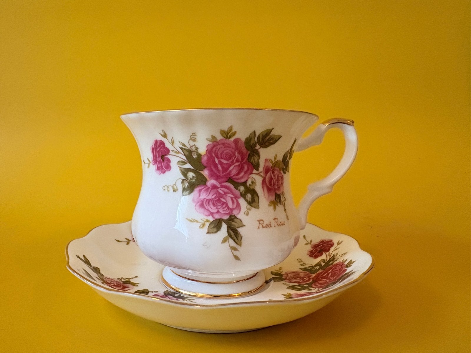 Vintage Royal Ascot Red Rose theekop en schotel, ongebruikt, Verzenden