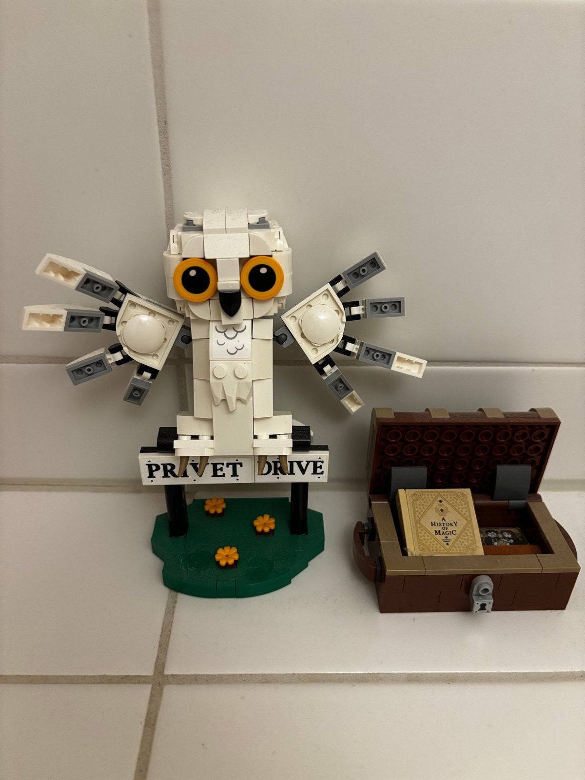Lego Harry Potter Hedwig en Koffer, Ophalen of Verzenden, Zo goed als nieuw, Overige merken