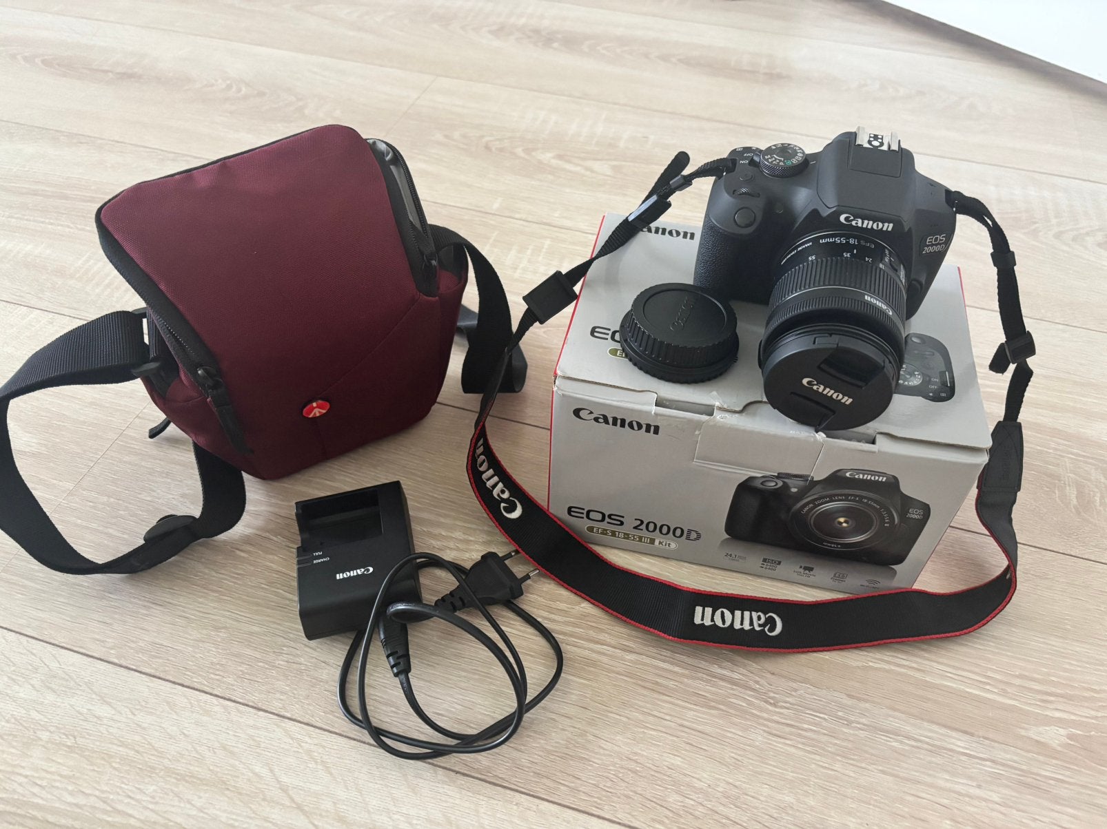Canon EOS 2000D + 18-55mm lens – zo goed als nieuw + tas, Full HD, Canon, 20x of meer, Ophalen of Verzenden