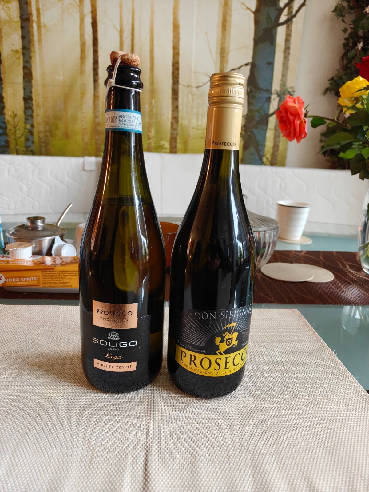 Prosecco (€5 voor beide flessen), Ophalen, Nieuw, Frankrijk, Rode wijn